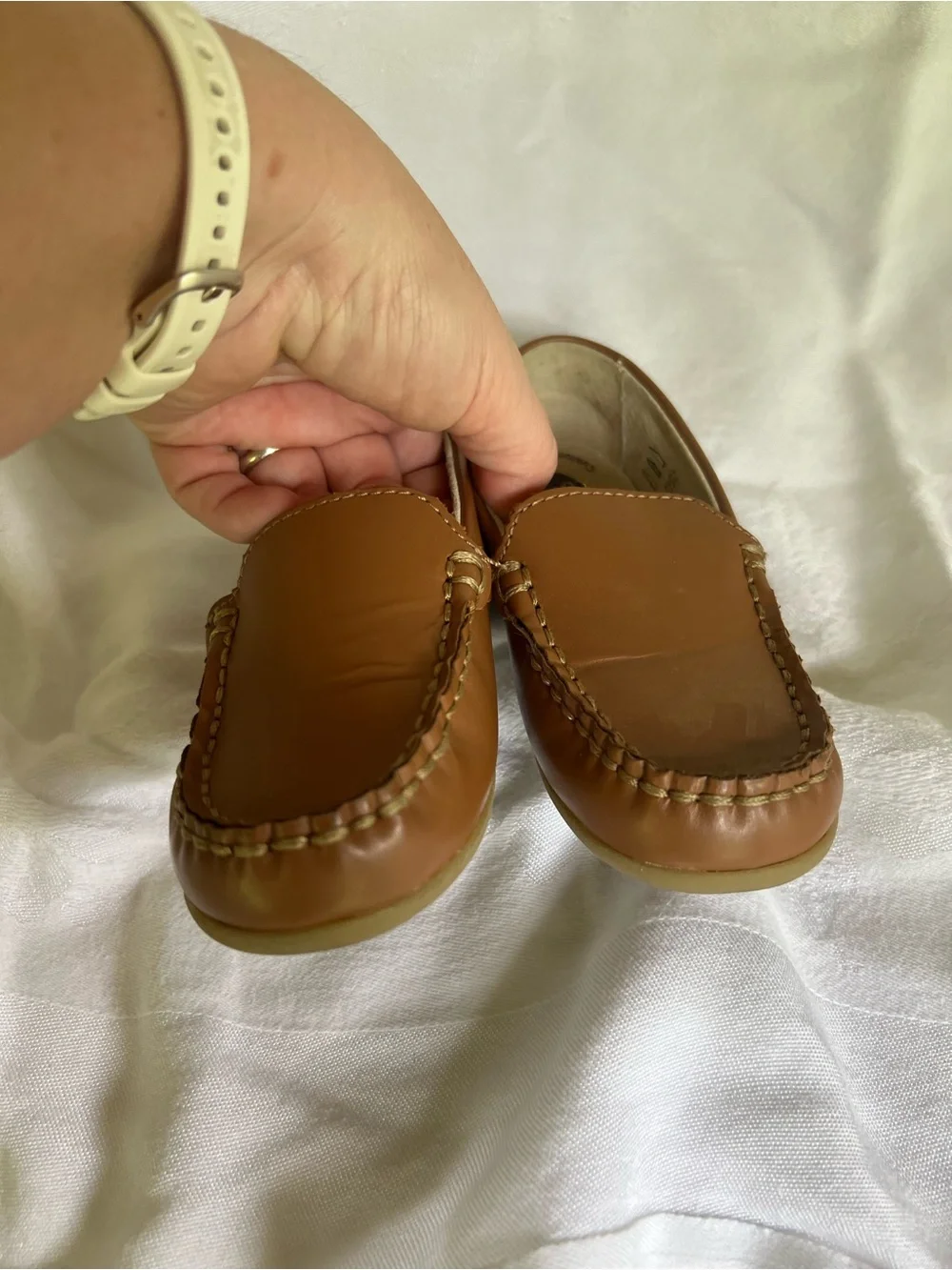 FootMates Brown Leather Slip-On Moccasin Loafer
